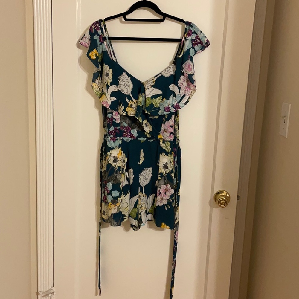 Guess floral romper M